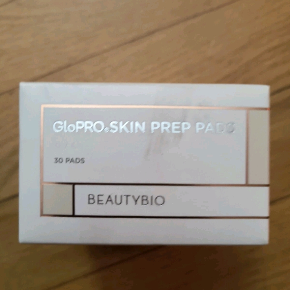 GloPRO Prep Pads 30 CT Clarifying Skin Cleansing Wipes Peptides BeautyBio Sealed